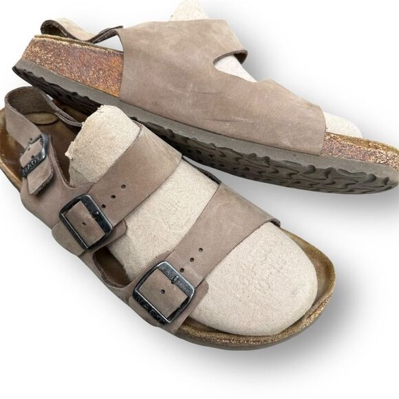 Naot Men's Buckle Sandals Size 9 Neutral Leather Double Buckle Casual Comfort - Picture 1 of 9